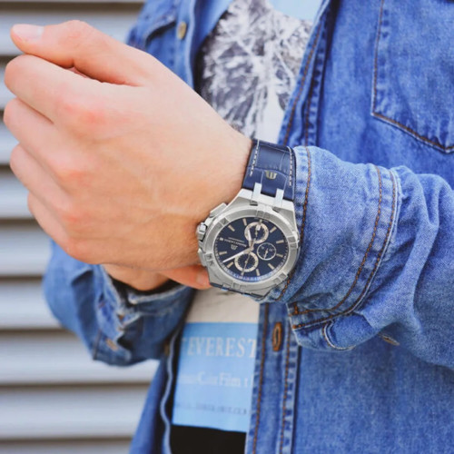 Часы Maurice Lacroix Aikon AI1018-SS001-430-1