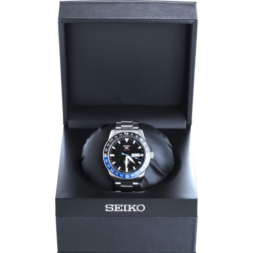 Часы Seiko CS Sports SRP659K1S