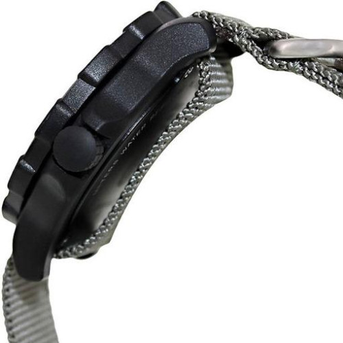 Часы Luminox Land A.8823.KM.GH.R