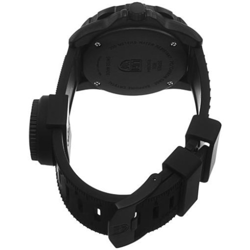 Часы Luminox Land A.8831.KM K