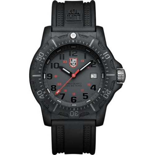Часы Luminox Land XL.8802
