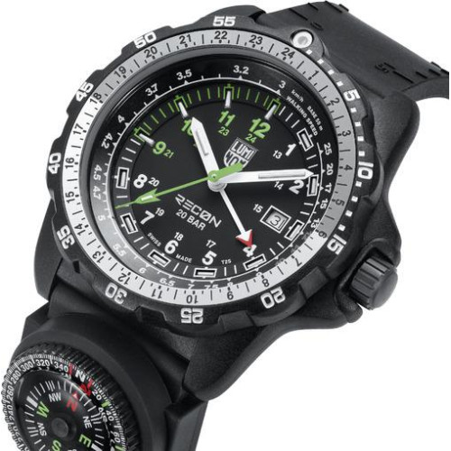 Часы Luminox Land XL.8831.KM