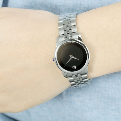 Часы Movado Sapphire Synergy 606505